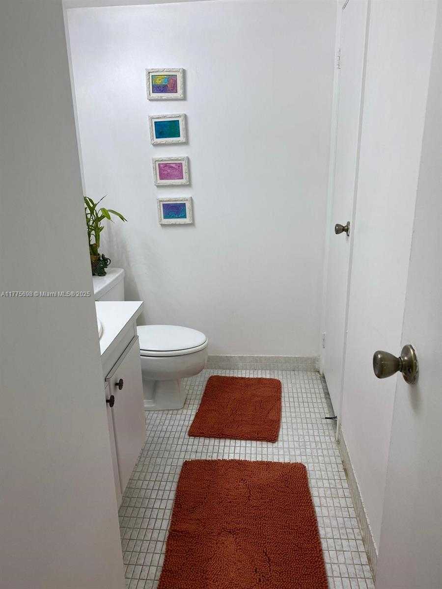 Small Image of 20335 WEST COUNTRY CLUB DR #905, Aventura Number 8