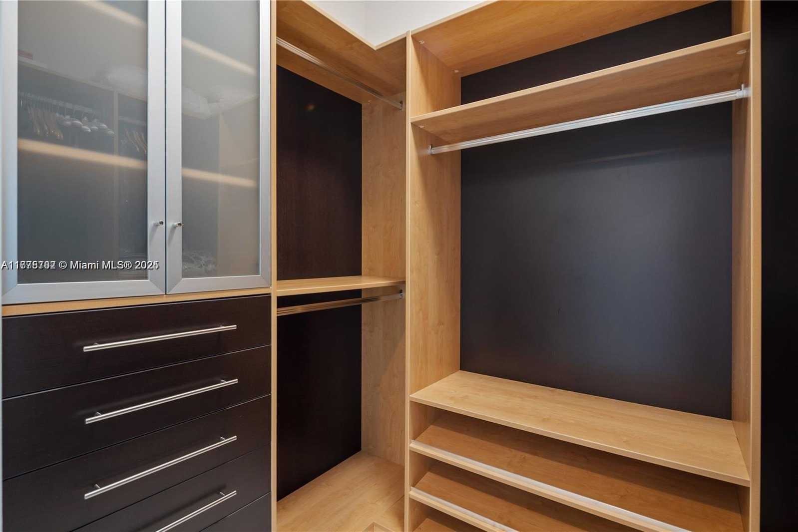 Small Image of 17121 COLLINS AVE #1703, Sunny Isles Beach Number 13