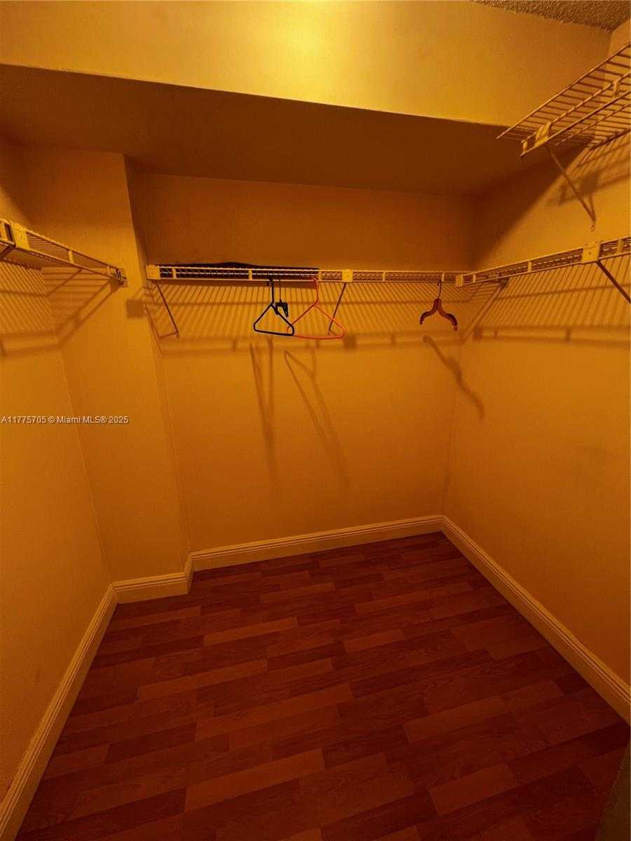 Small Image of 447 NORTH EAST 195TH ST #309, Miami Number 6