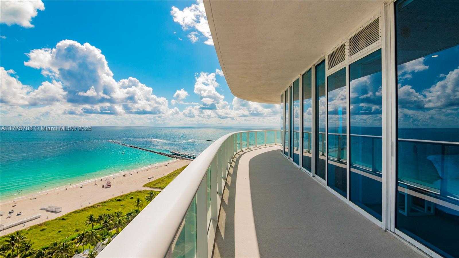 Small Image of 100 SOUTH POINTE DR #1906/07, Miami Beach Number 5