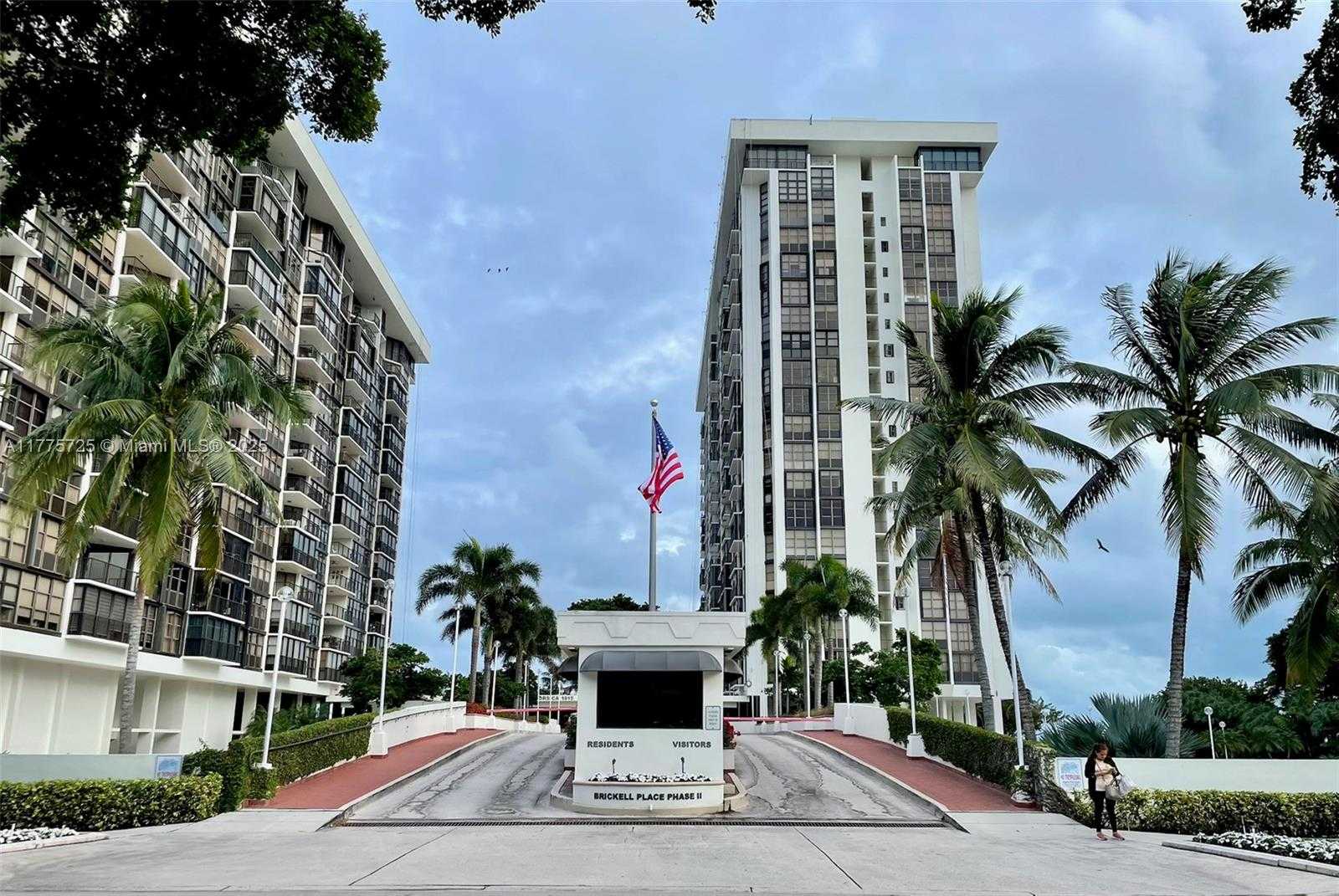 Small Image of 1901 BRICKELL AVE #B804, Miami Number 2