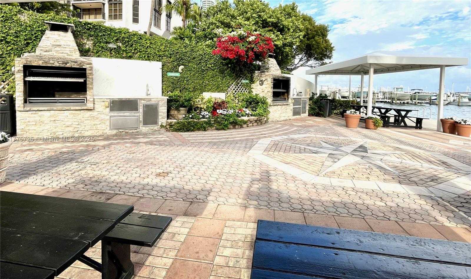Small Image of 1901 BRICKELL AVE #B804, Miami Number 20