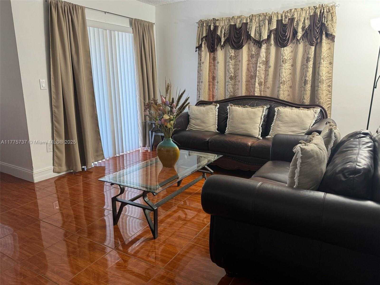 Small Image of 18890 NORTH WEST 57TH AVE #101, Hialeah Number 2