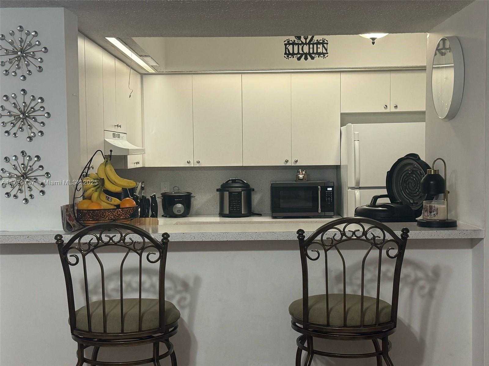 Small Image of 18890 NORTH WEST 57TH AVE #101, Hialeah Number 3