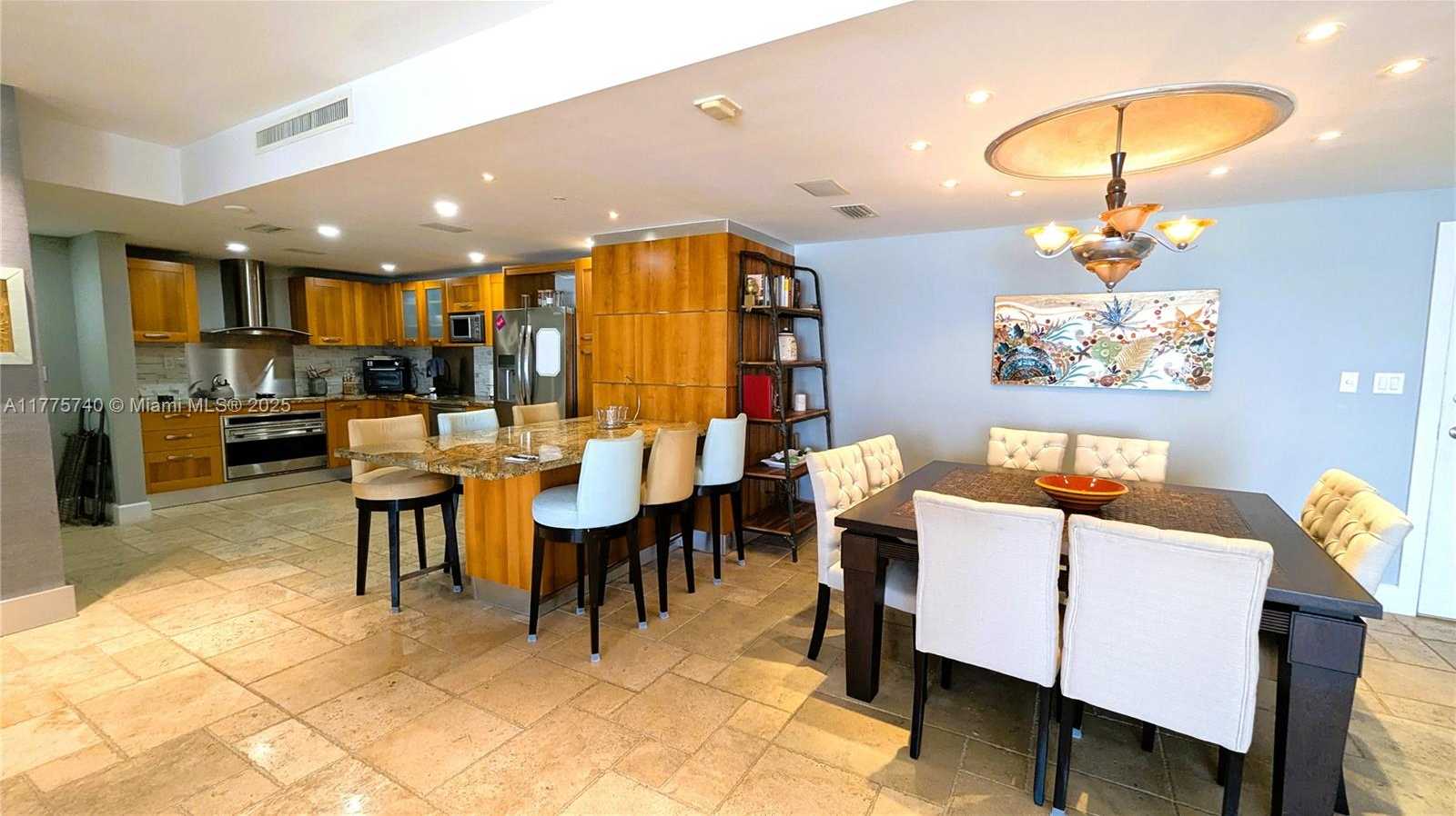 Small Image of 5151 COLLINS AVE #PH C, Miami Beach Number 10