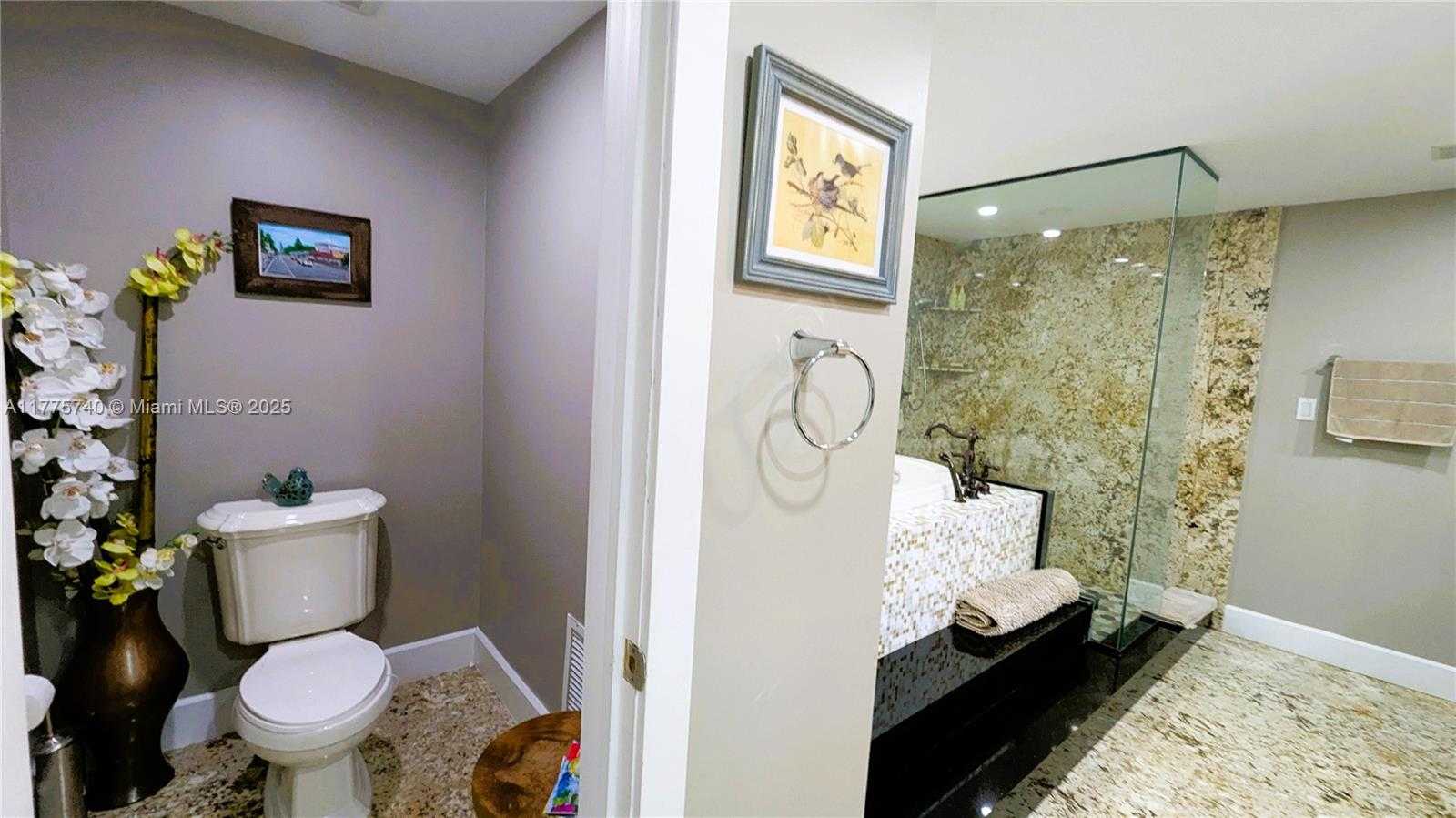 Small Image of 5151 COLLINS AVE #PH C, Miami Beach Number 20