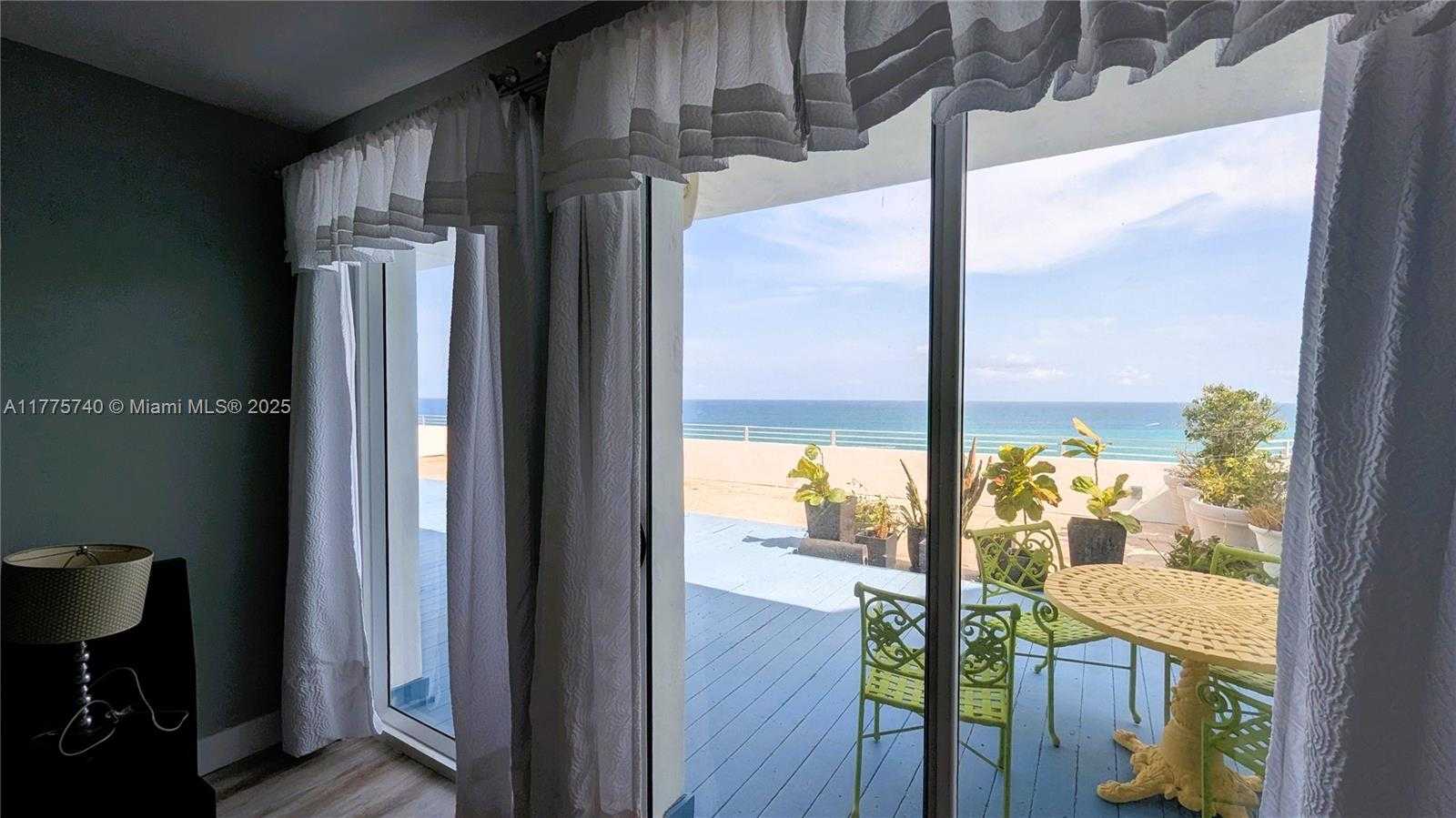 Small Image of 5151 COLLINS AVE #PH C, Miami Beach Number 27