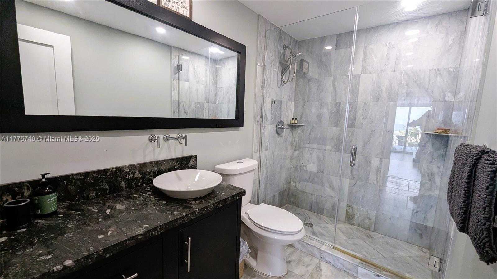 Small Image of 5151 COLLINS AVE #PH C, Miami Beach Number 29