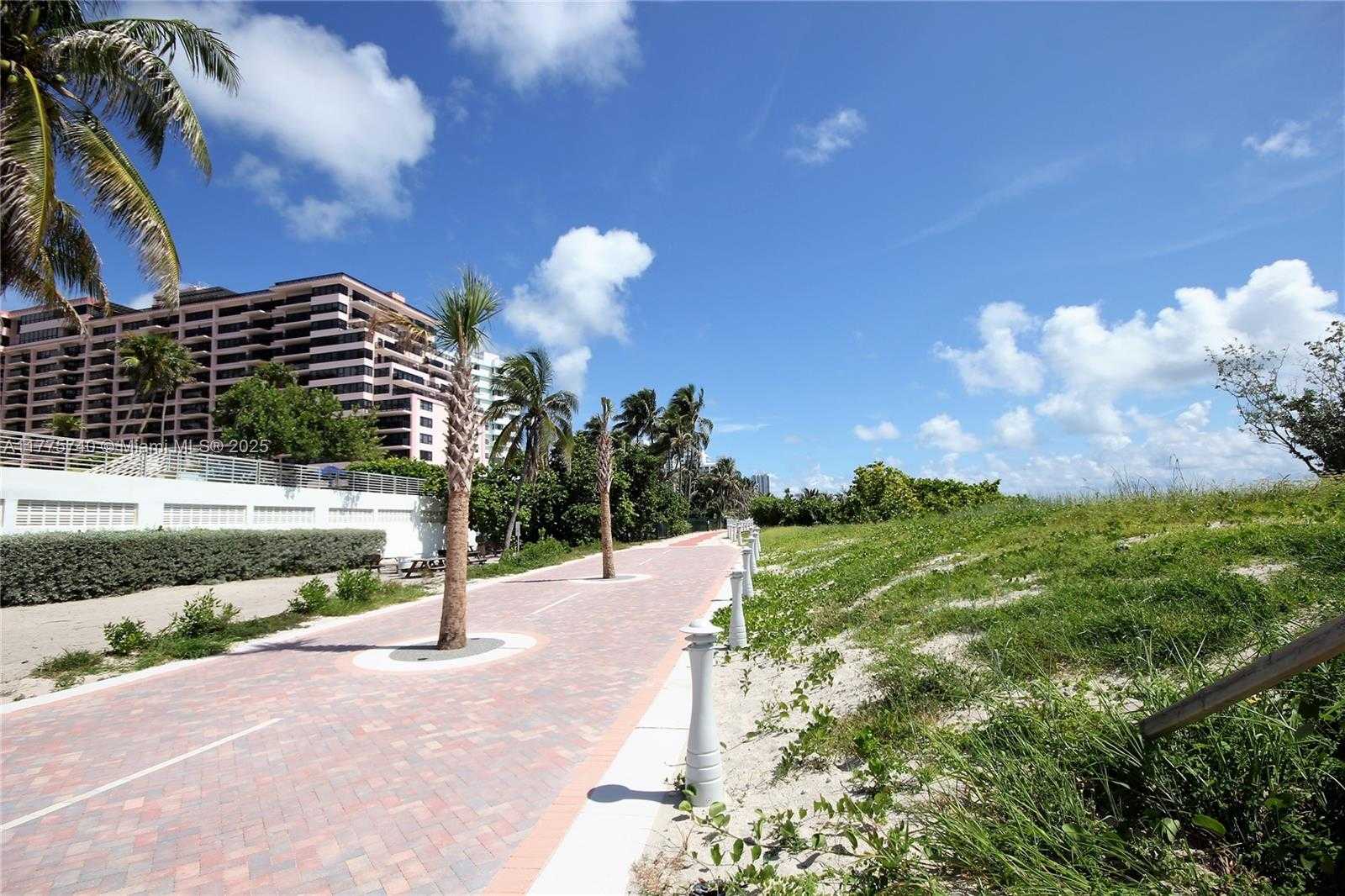 Small Image of 5151 COLLINS AVE #PH C, Miami Beach Number 61