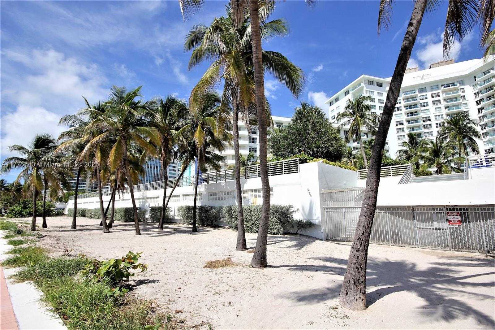 Small Image of 5151 COLLINS AVE #PH C, Miami Beach Number 62