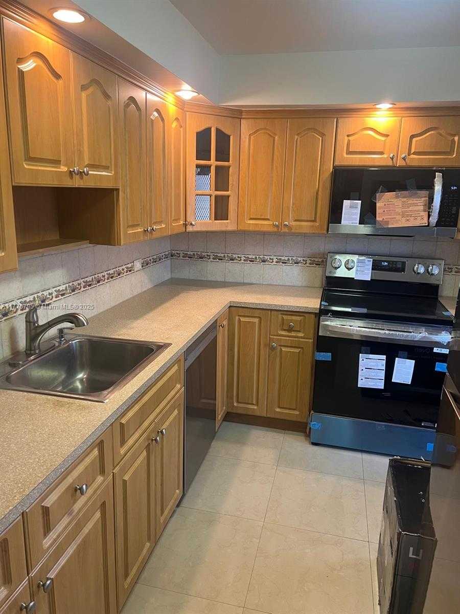 Small Image of 447 NORTH EAST 195TH ST #217, Miami Number 11