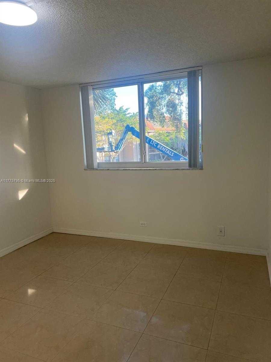 Small Image of 447 NORTH EAST 195TH ST #217, Miami Number 14
