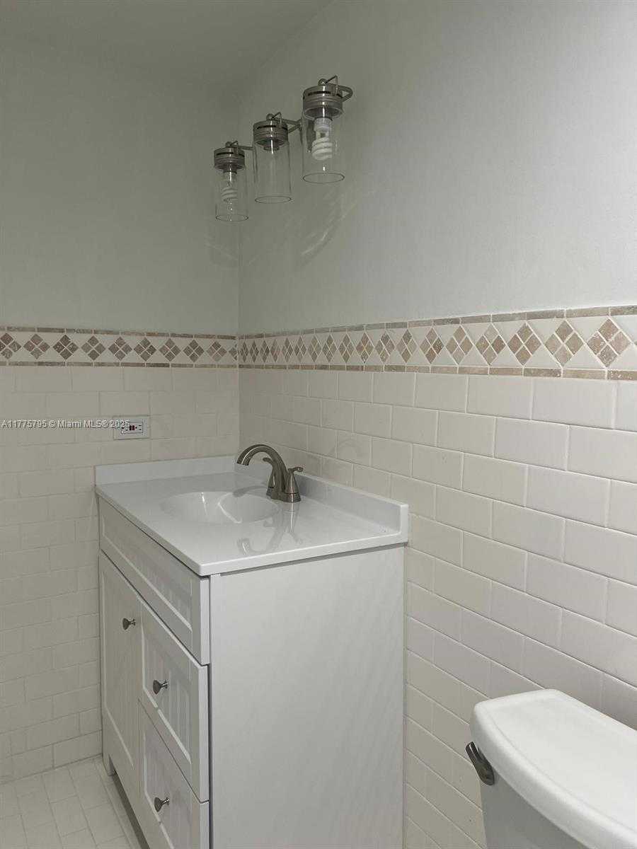 Small Image of 447 NORTH EAST 195TH ST #217, Miami Number 15