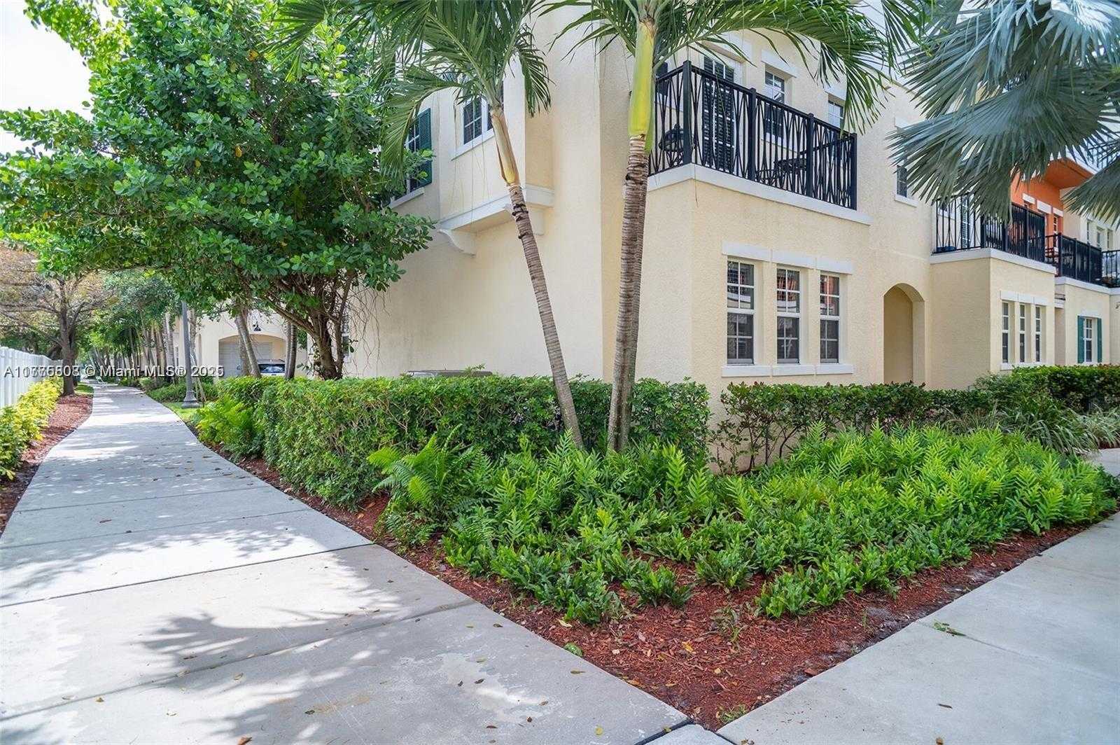 Small Image of 611 SOUTH WEST 1ST TER #611, Pompano Beach Number 23