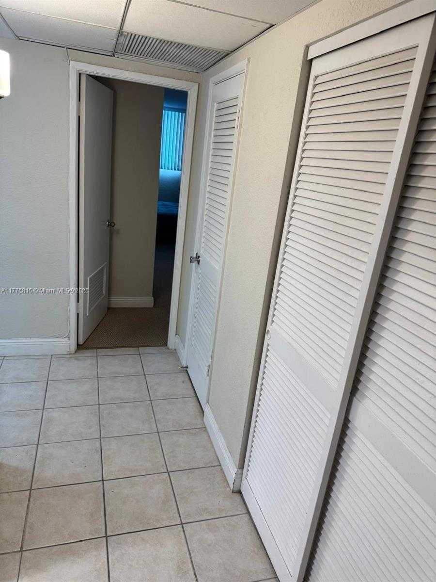 Small Image of 19380 COLLINS AVE #707, Sunny Isles Beach Number 9