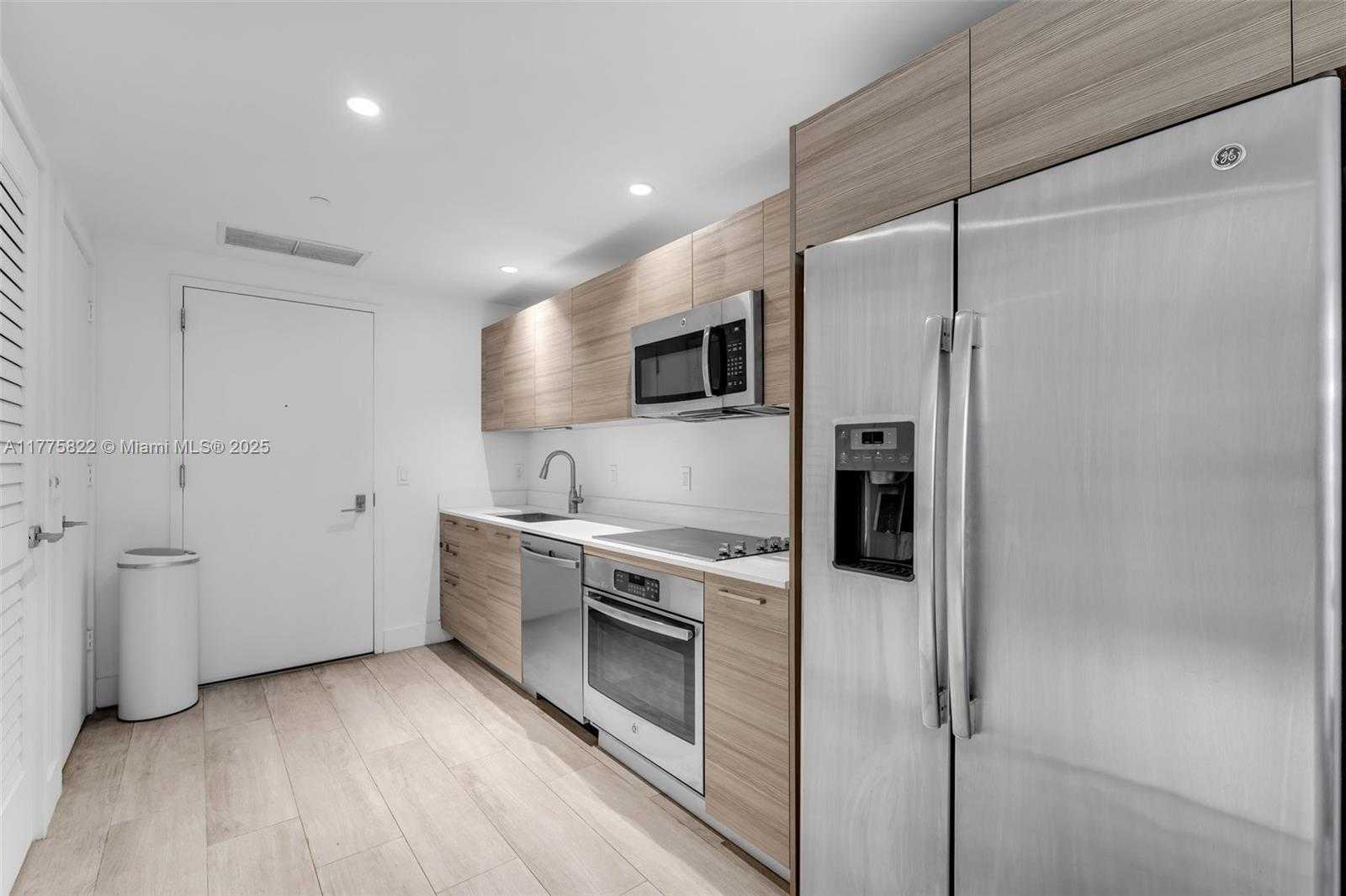 Small Image of 121 NORTH EAST 34TH ST #L301, Miami Number 2