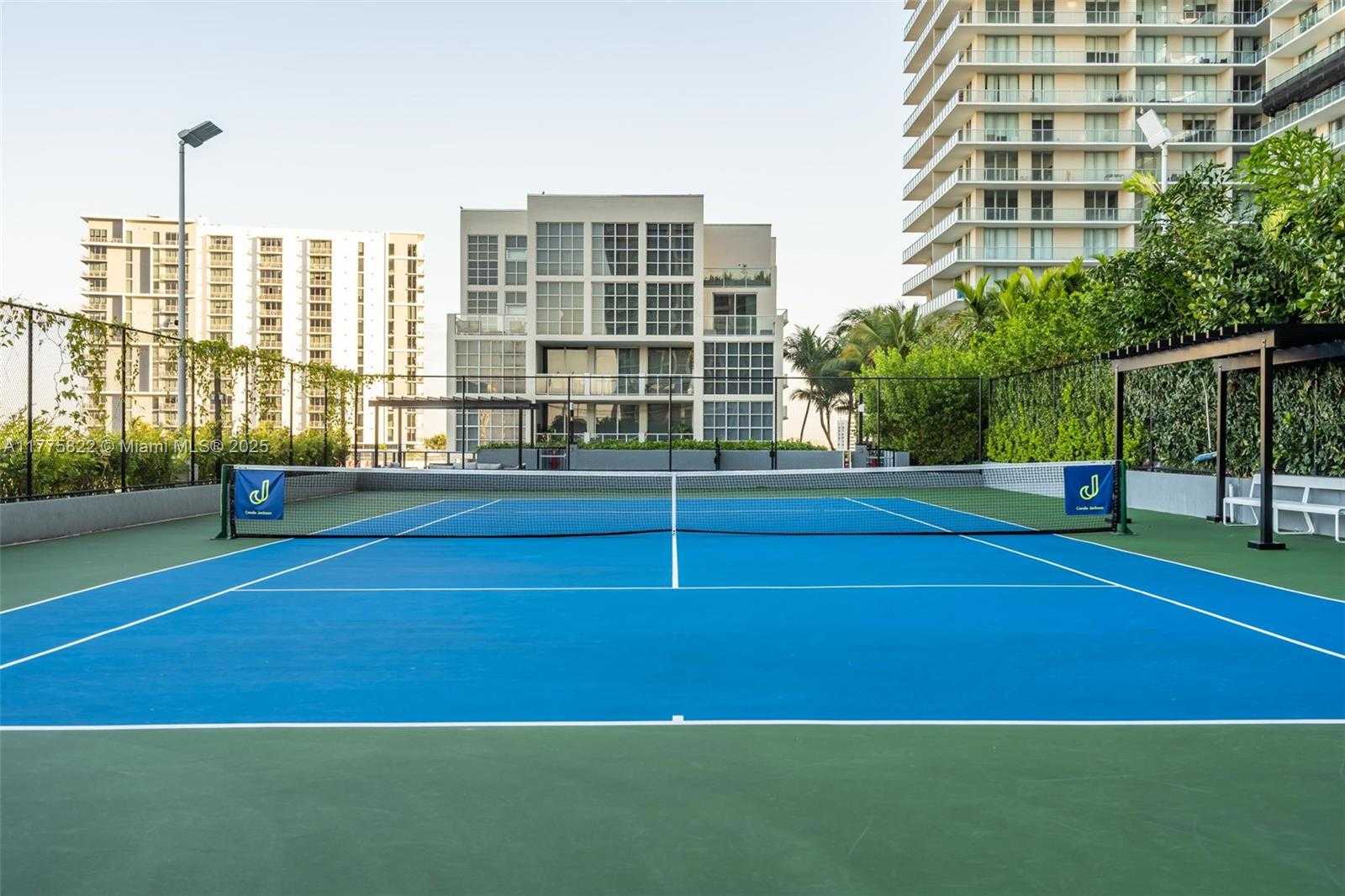 Small Image of 121 NORTH EAST 34TH ST #L301, Miami Number 23