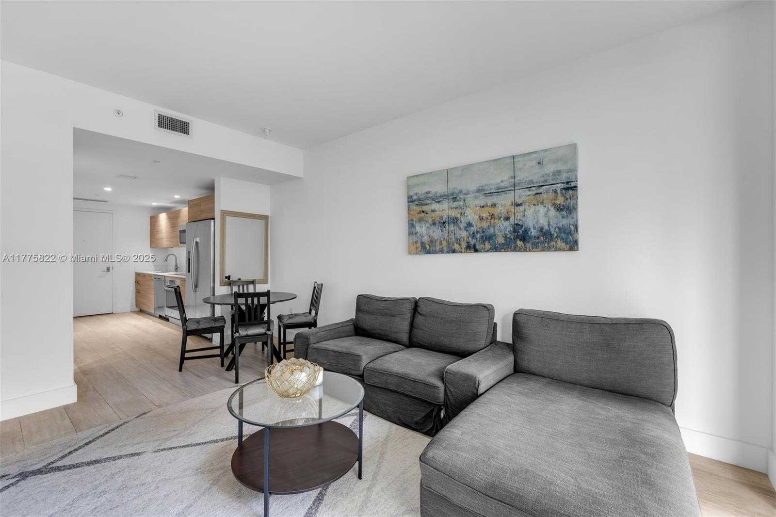 Small Image of 121 NORTH EAST 34TH ST #L301, Miami Number 3