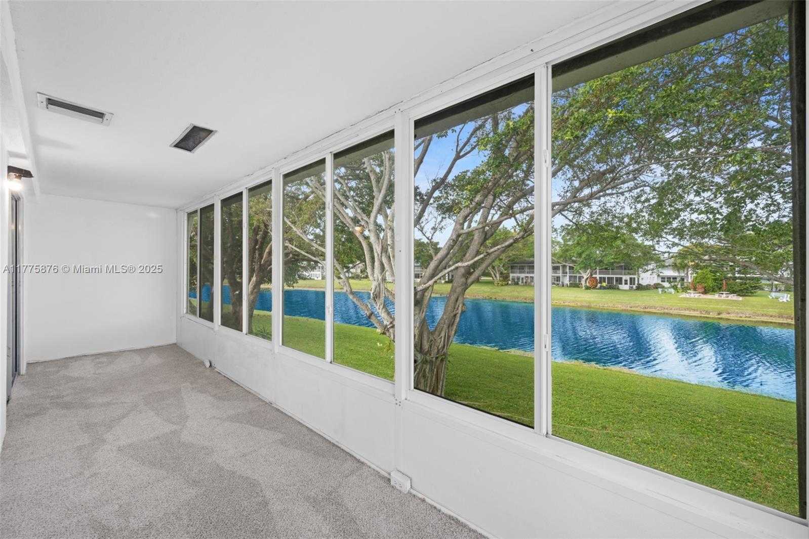 Small Image of 45 ISLEWOOD B #45, Deerfield Beach Number 4