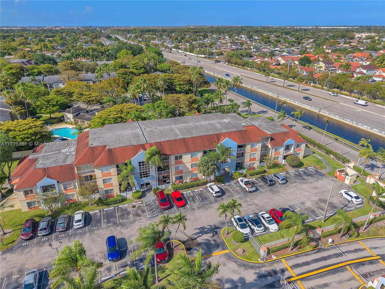 Small Image of 18810 NORTH WEST 57TH AVE #104, Hialeah Number 16