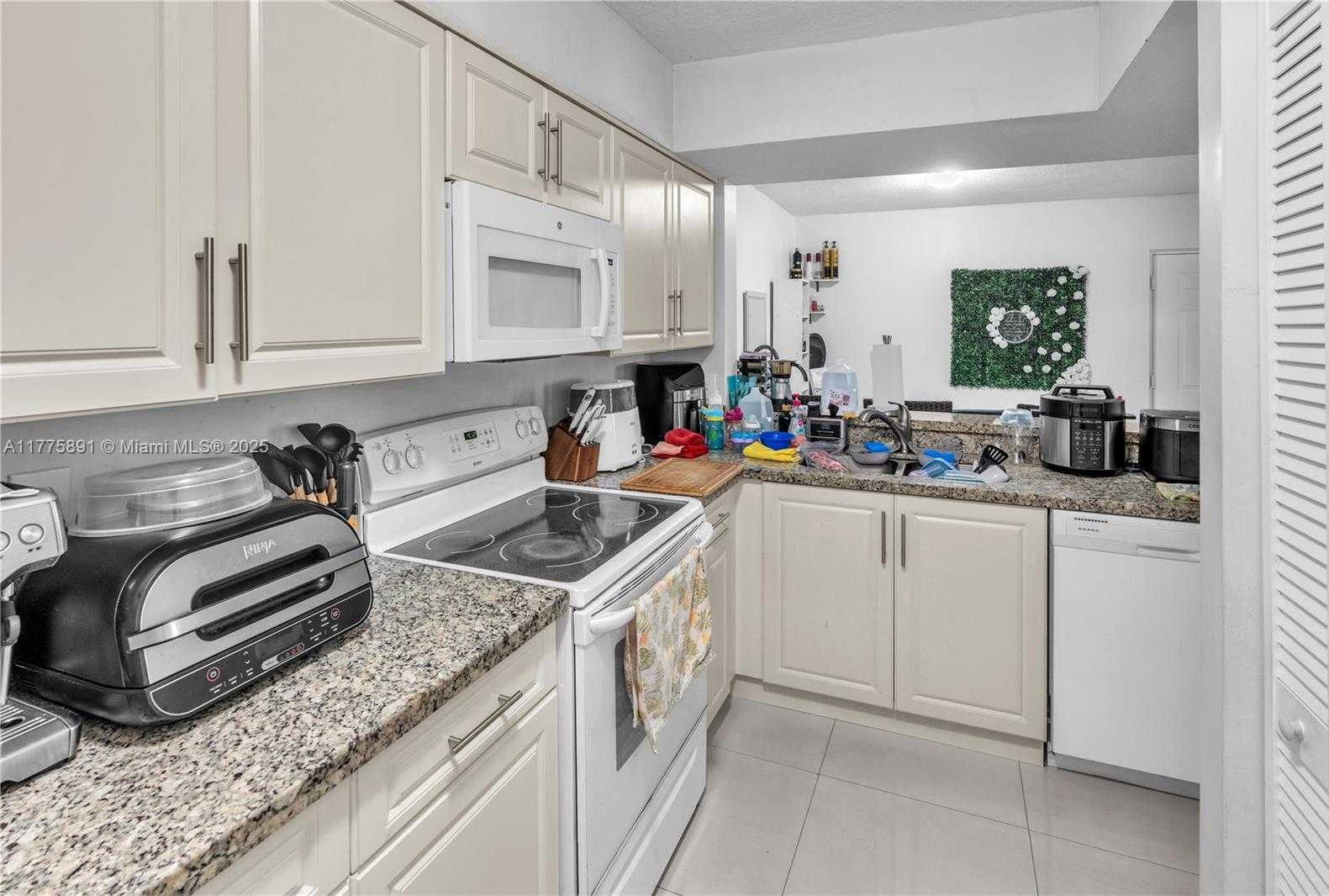Small Image of 18810 NORTH WEST 57TH AVE #104, Hialeah Number 6