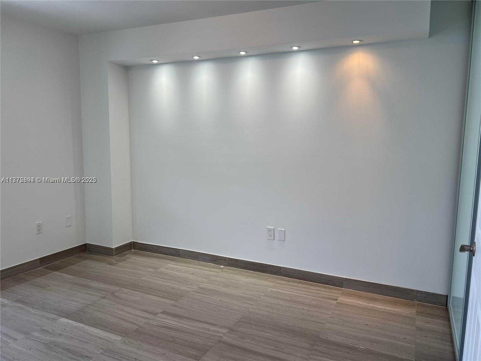 Small Image of 20505 EAST COUNTRY CLUB DR #2034, Aventura Number 15