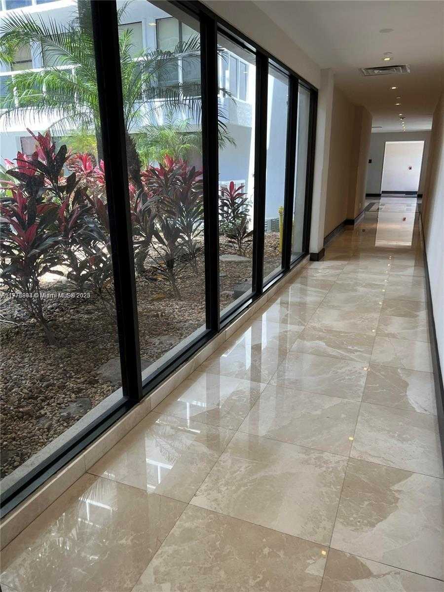 Small Image of 20505 EAST COUNTRY CLUB DR #2034, Aventura Number 8