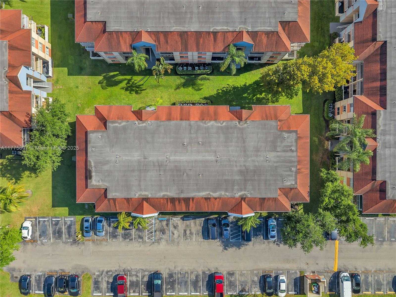 Small Image of 18840 NORTH WEST 57TH AVE #107, Hialeah Number 8