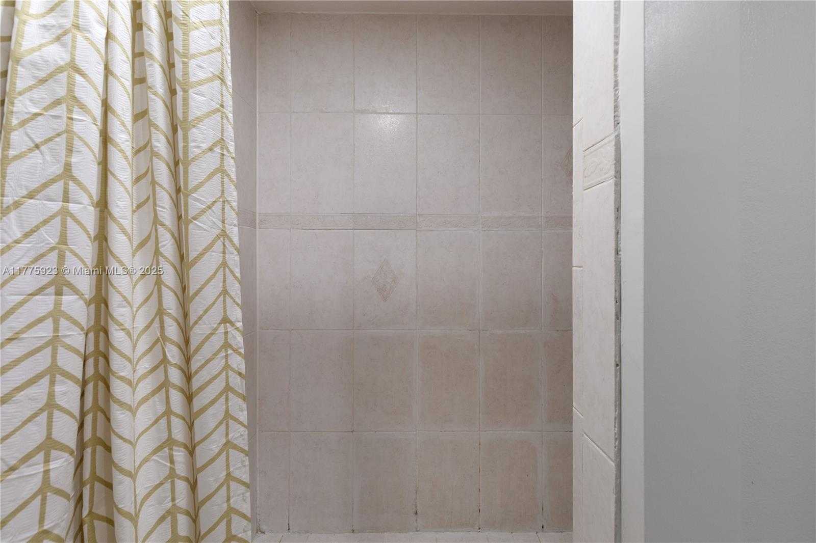 Small Image of 2801 SOUTH WEST 87TH AVE #1006, Davie Number 34