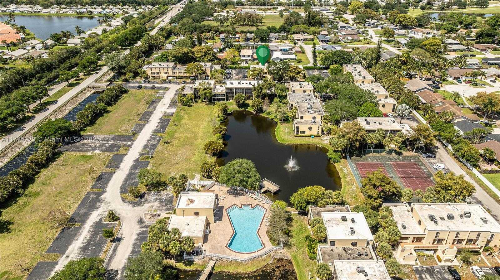 Small Image of 2801 SOUTH WEST 87TH AVE #1006, Davie Number 50