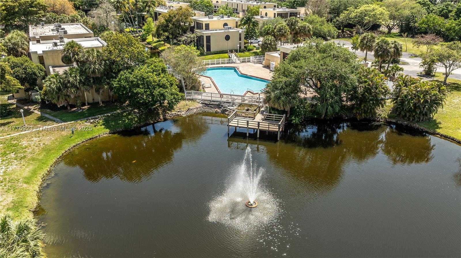 Small Image of 2801 SOUTH WEST 87TH AVE #1006, Davie Number 56