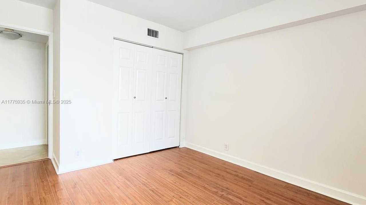 Small Image of 3300 NORTH EAST 191ST ST #614, Aventura Number 12