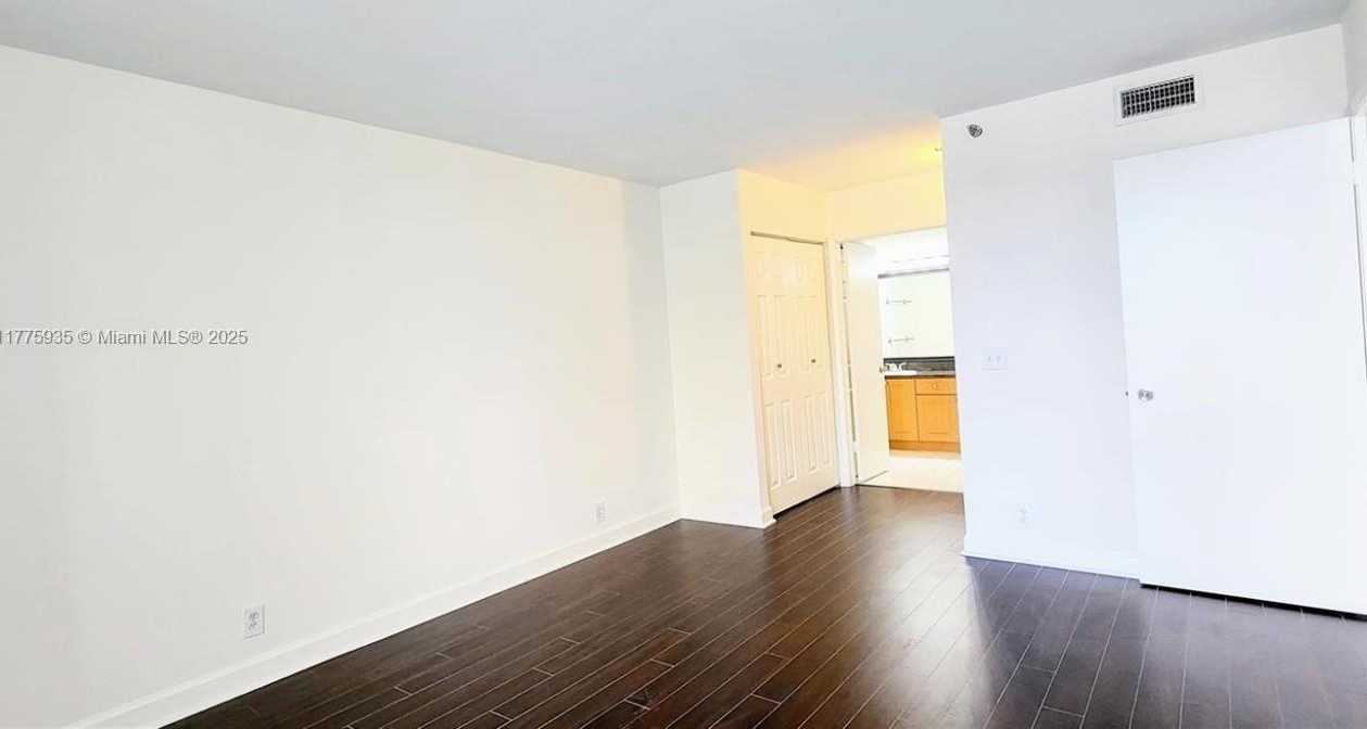 Small Image of 3300 NORTH EAST 191ST ST #614, Aventura Number 18