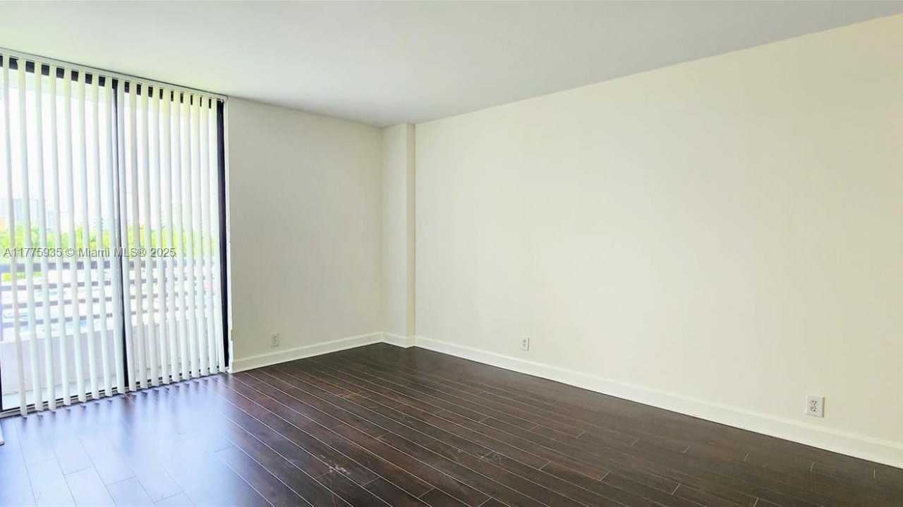 Small Image of 3300 NORTH EAST 191ST ST #614, Aventura Number 21