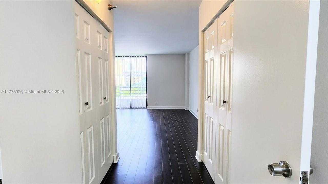 Small Image of 3300 NORTH EAST 191ST ST #614, Aventura Number 26
