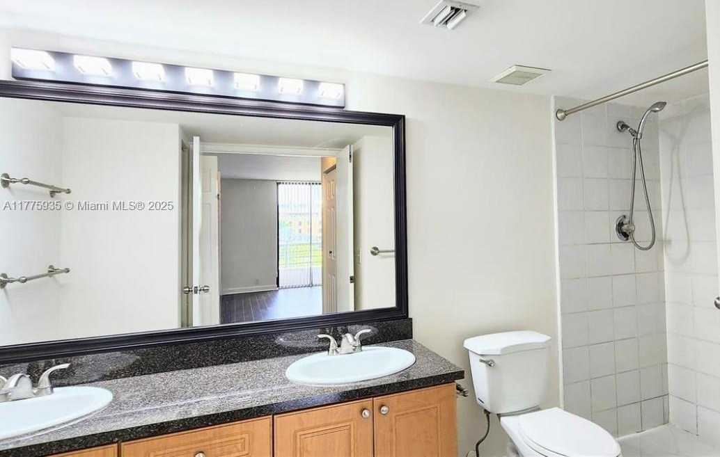 Small Image of 3300 NORTH EAST 191ST ST #614, Aventura Number 27