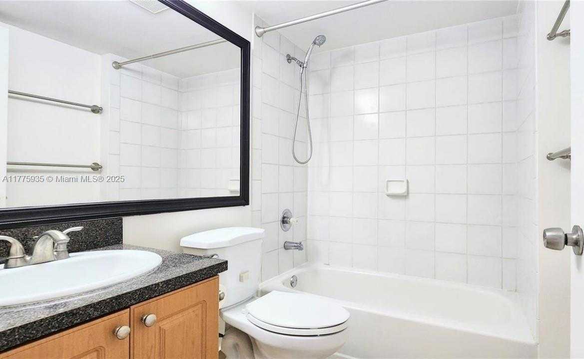 Small Image of 3300 NORTH EAST 191ST ST #614, Aventura Number 9