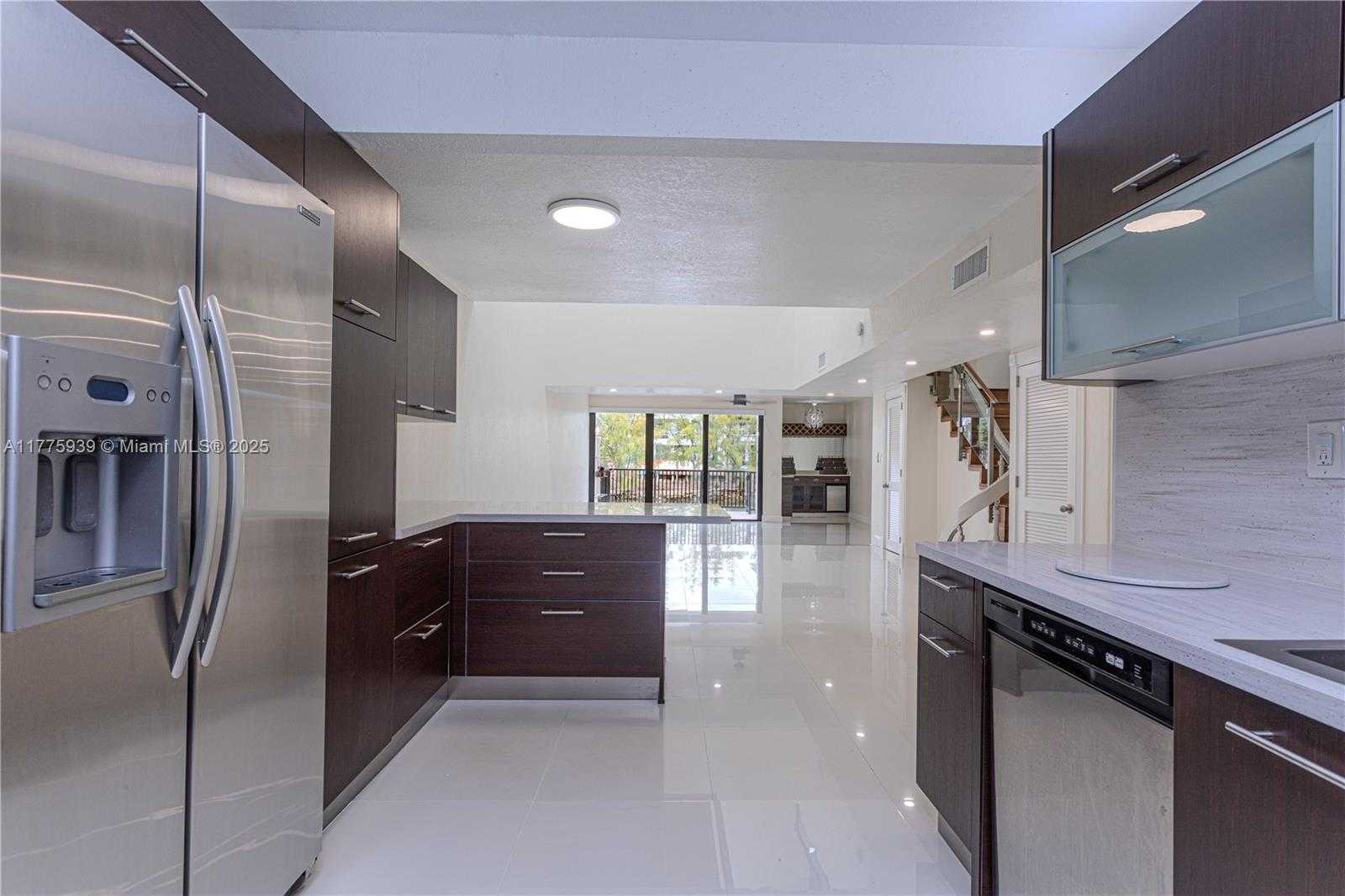 Small Image of 231 SOUTH POINCIANA DR #401, Sunny Isles Beach Number 13