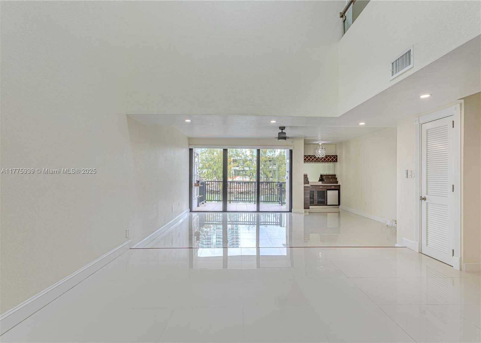 Small Image of 231 SOUTH POINCIANA DR #401, Sunny Isles Beach Number 14