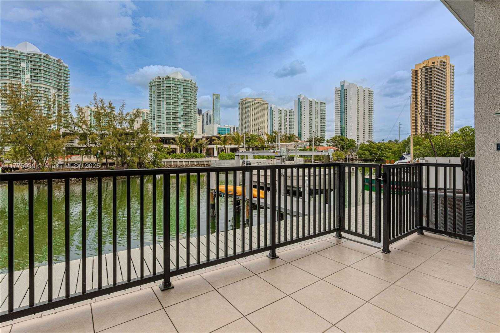 Small Image of 231 SOUTH POINCIANA DR #401, Sunny Isles Beach Number 20