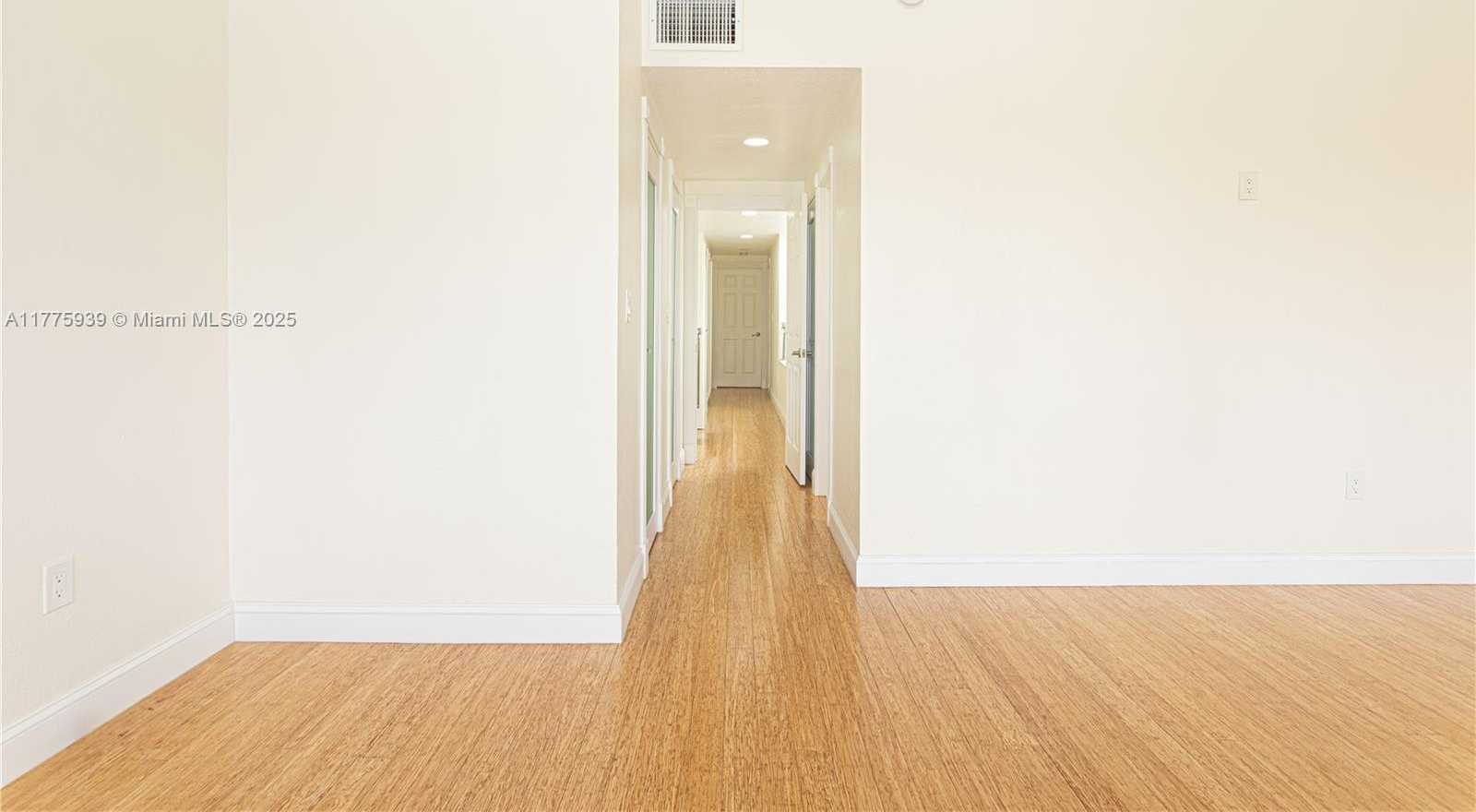 Small Image of 231 SOUTH POINCIANA DR #401, Sunny Isles Beach Number 31