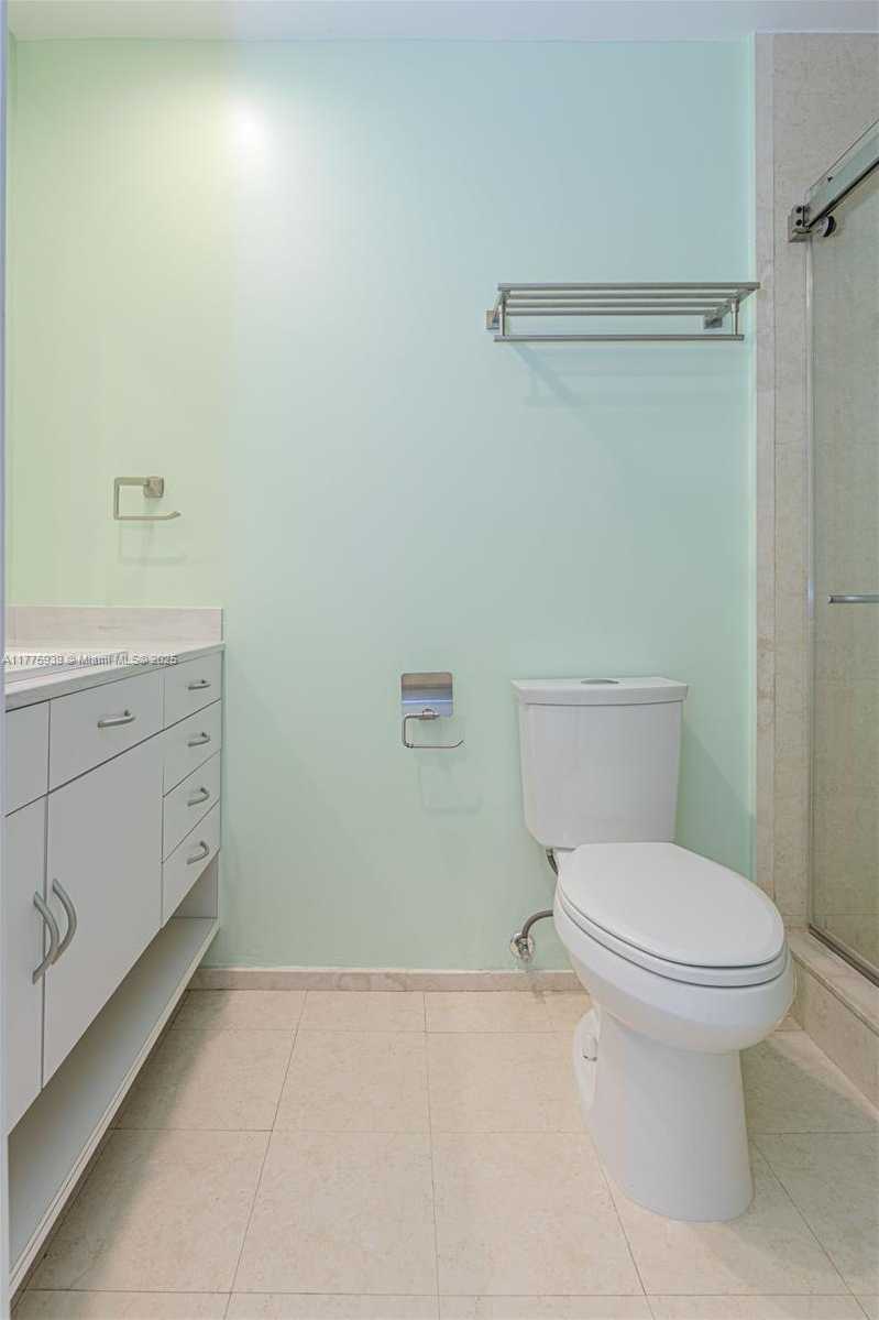 Small Image of 231 SOUTH POINCIANA DR #401, Sunny Isles Beach Number 43