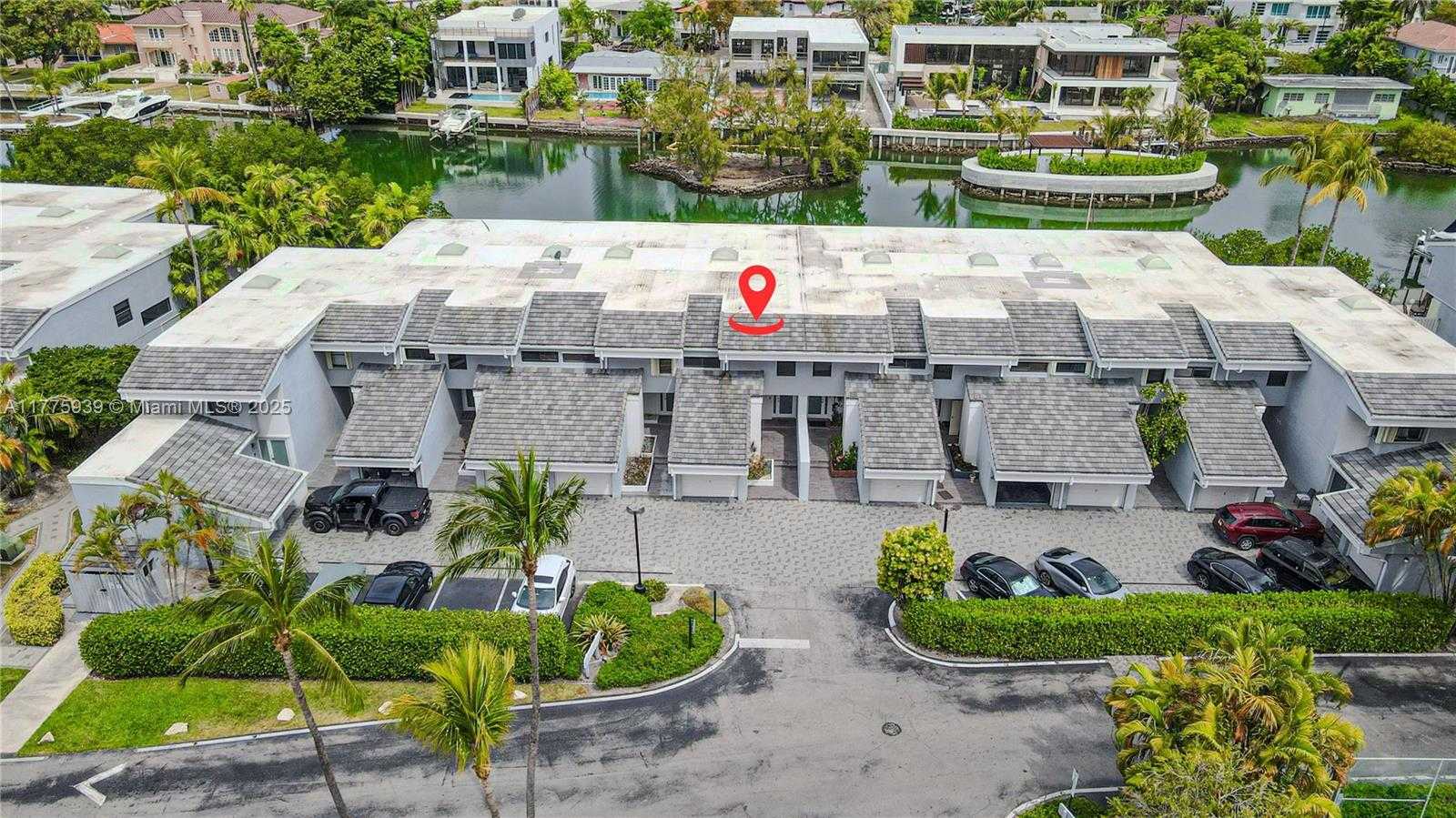 Small Image of 231 SOUTH POINCIANA DR #401, Sunny Isles Beach Number 52