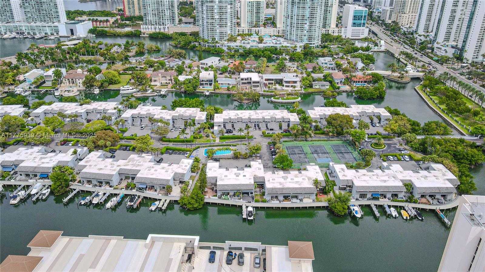 Small Image of 231 SOUTH POINCIANA DR #401, Sunny Isles Beach Number 56