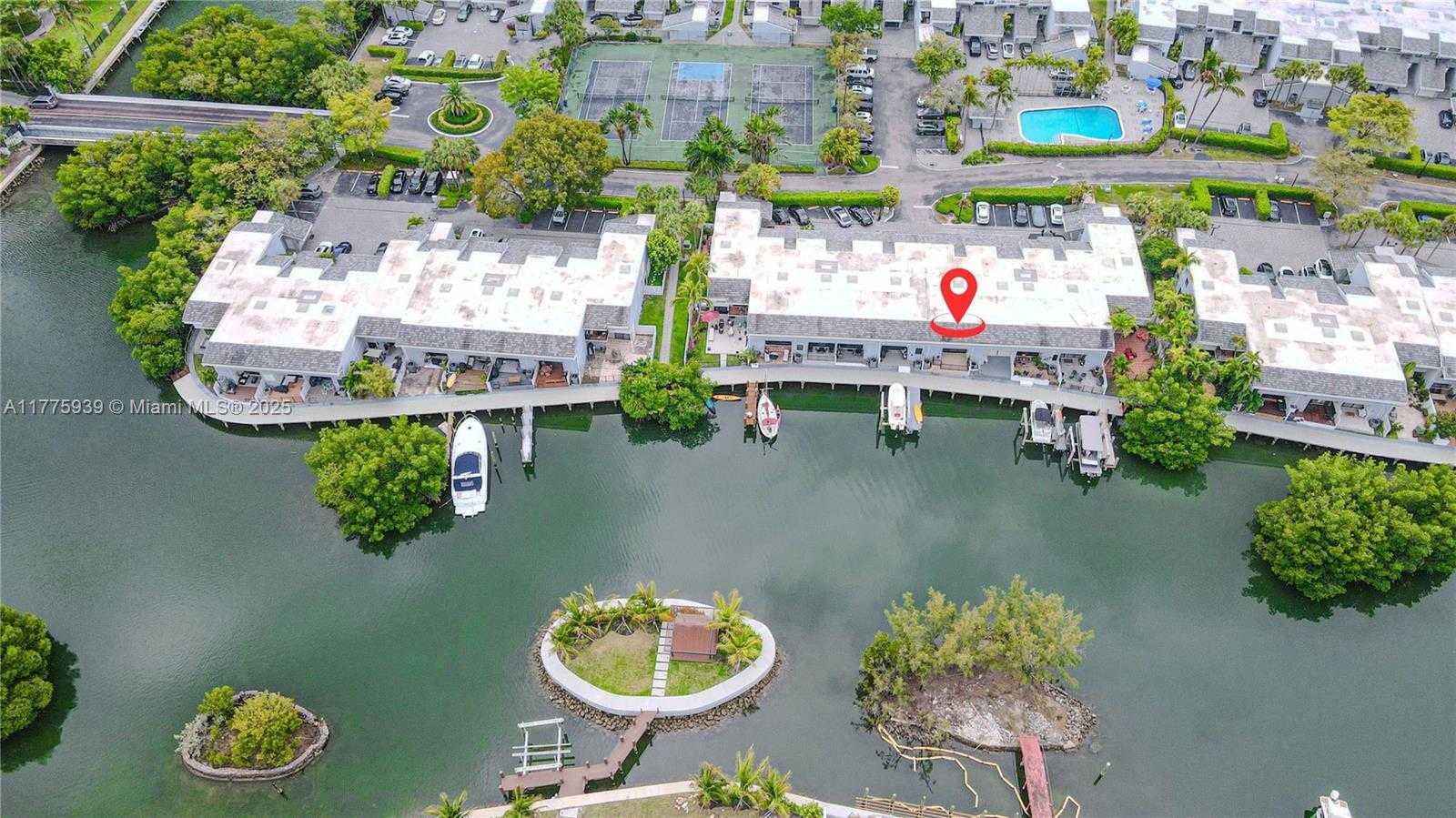 Small Image of 231 SOUTH POINCIANA DR #401, Sunny Isles Beach Number 59