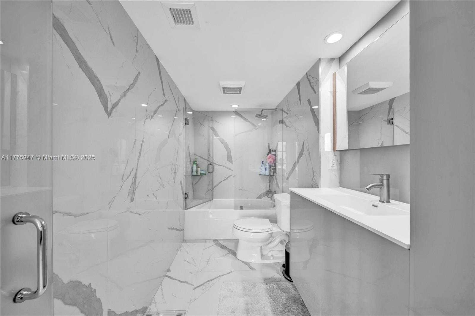 Small Image of 20335 WEST COUNTRY CLUB DRIVE #2602, Aventura Number 21