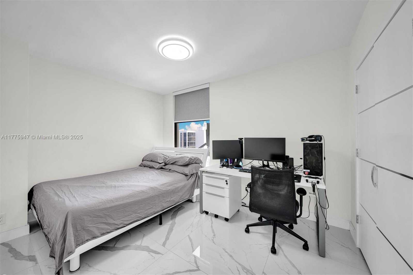Small Image of 20335 WEST COUNTRY CLUB DRIVE #2602, Aventura Number 26