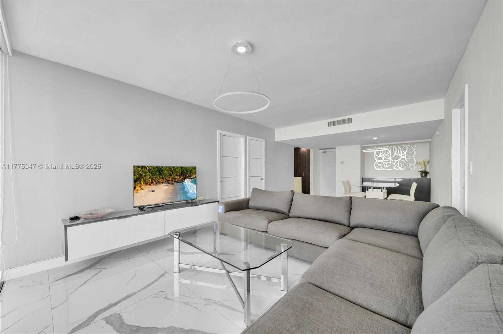 Small Image of 20335 WEST COUNTRY CLUB DRIVE #2602, Aventura Number 5