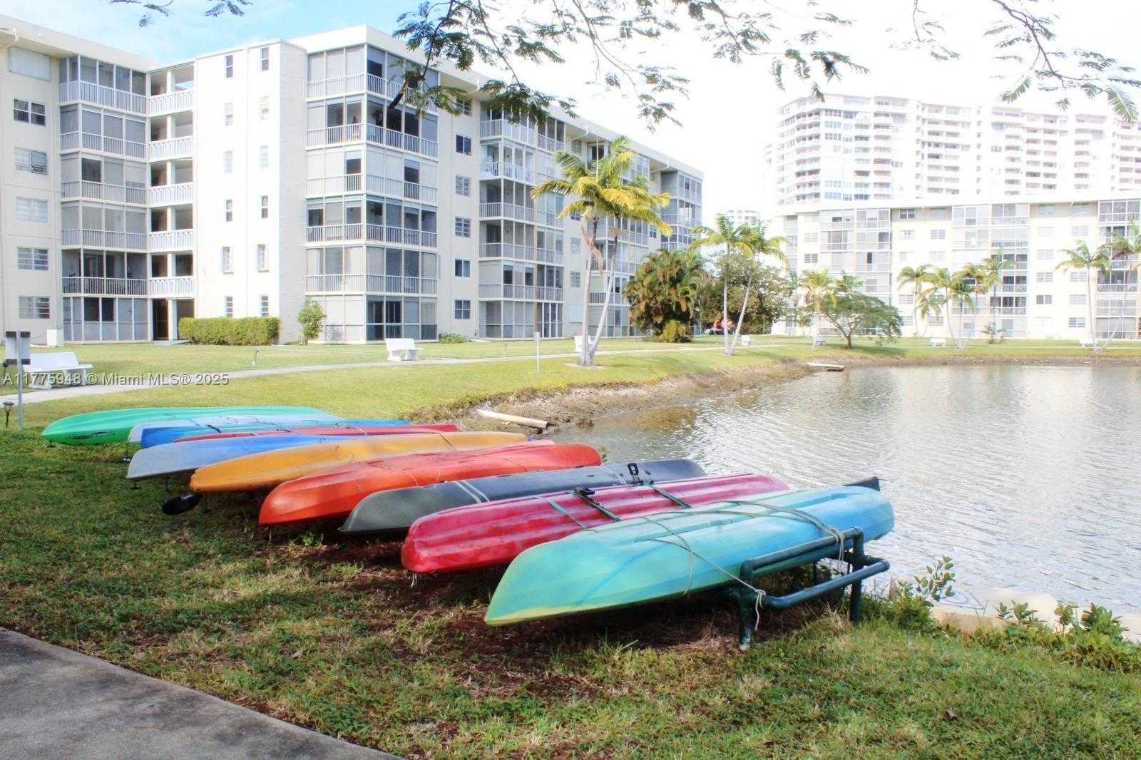 Small Image of 2903 POINT EAST DR #K411, Aventura Number 2