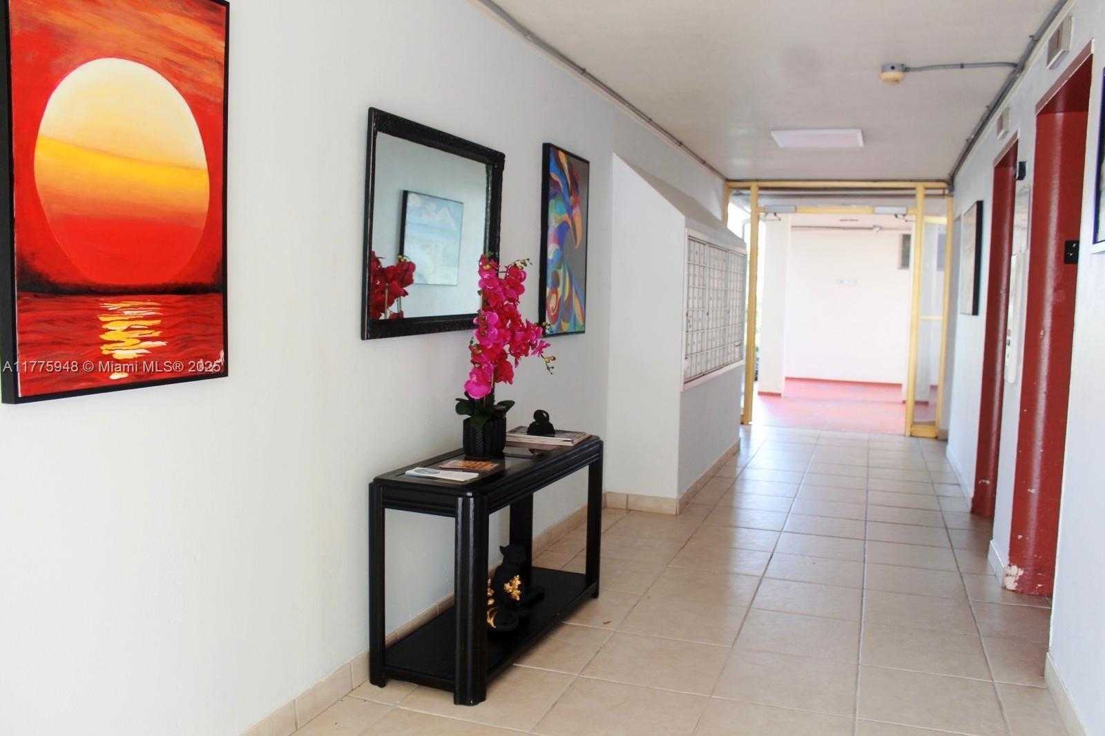 Small Image of 2903 POINT EAST DR #K411, Aventura Number 43